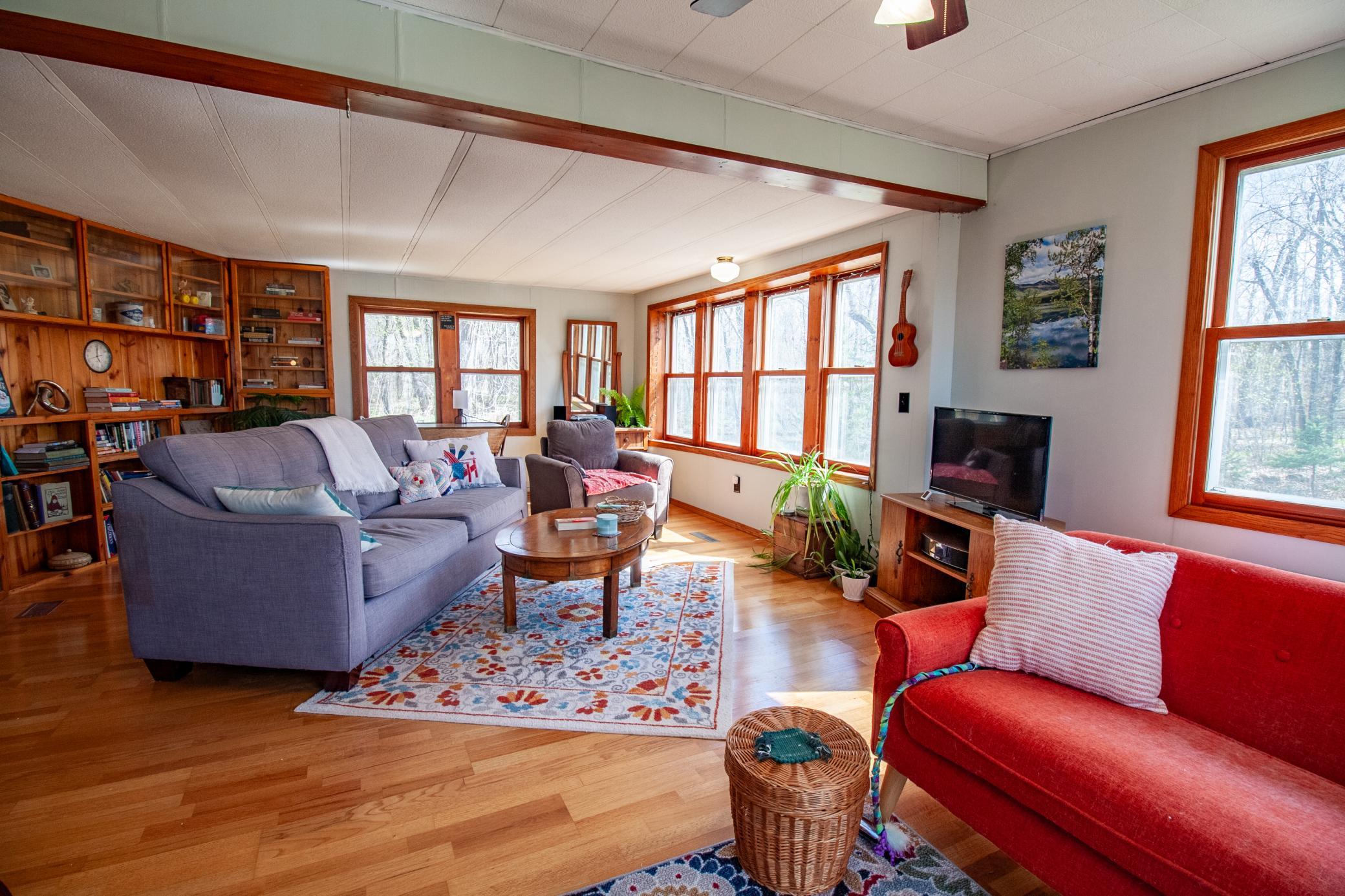 39511 460th Interior (34).jpg