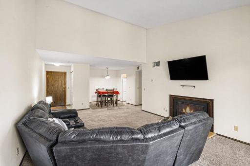 4100 Parklawn Avenue, 302, Minneapolis, MN 55435
