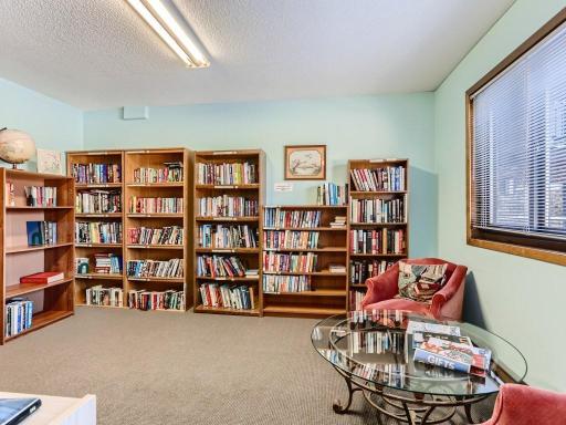 4100 Parklawn Avenue, 302, Minneapolis, MN 55435