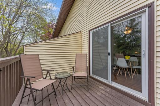 907 Heritage Court W, Saint Paul, MN 55127