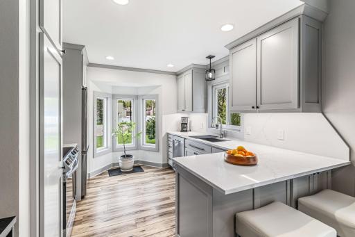 4711 Covington Circle, Eagan, MN 55122