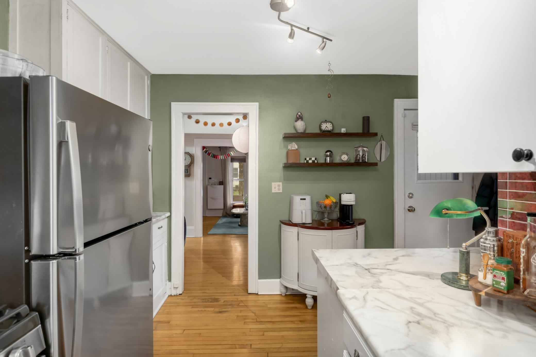 Unit 612 - Kitchen