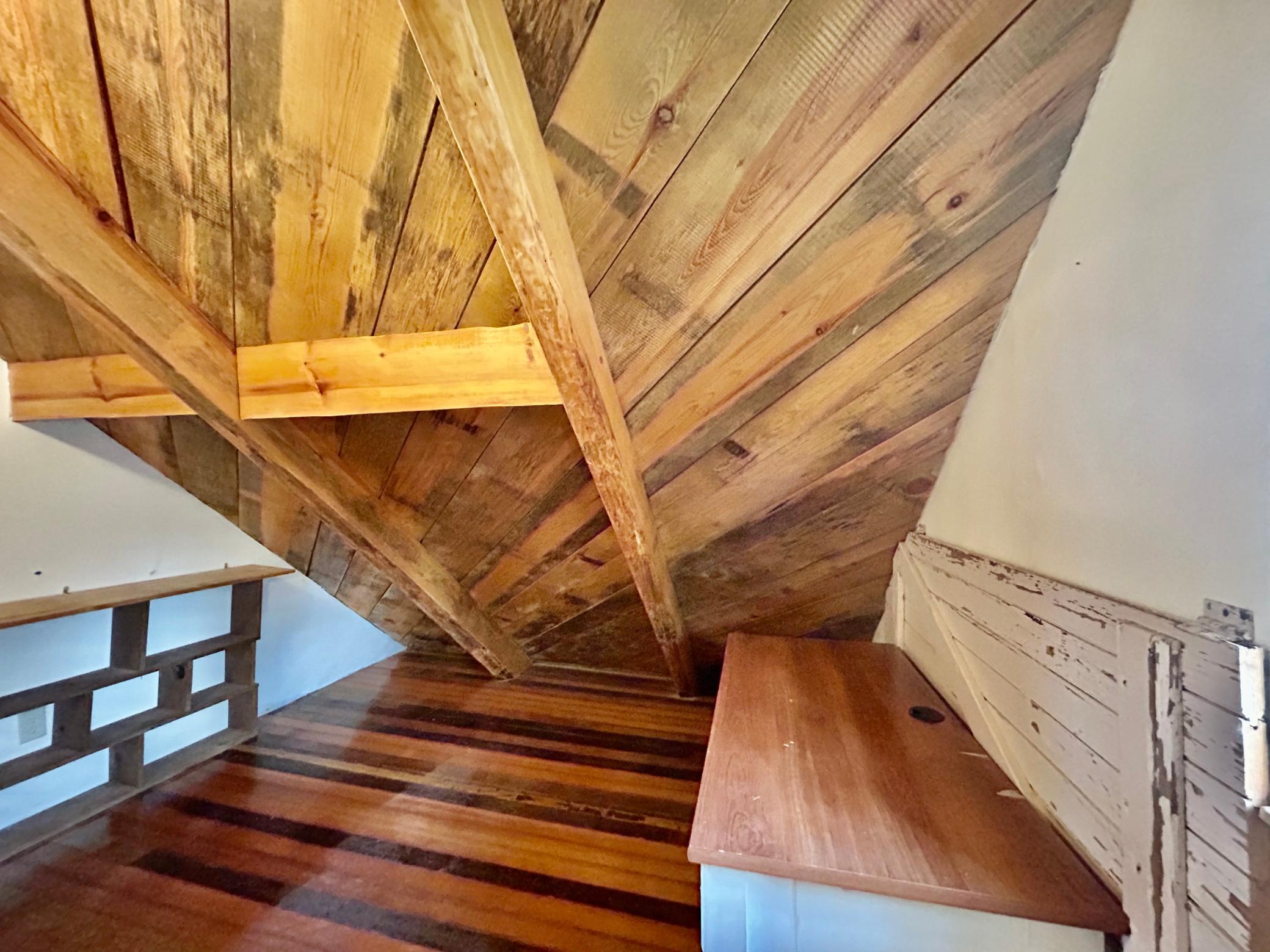 2nd Floor/Loft