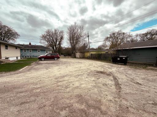 2606 9th Street N, Fargo, ND 58102