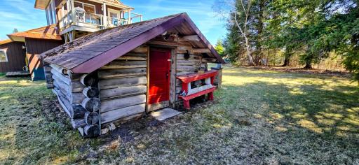 17801 Bear Creek, Angle Inlet, MN 56711