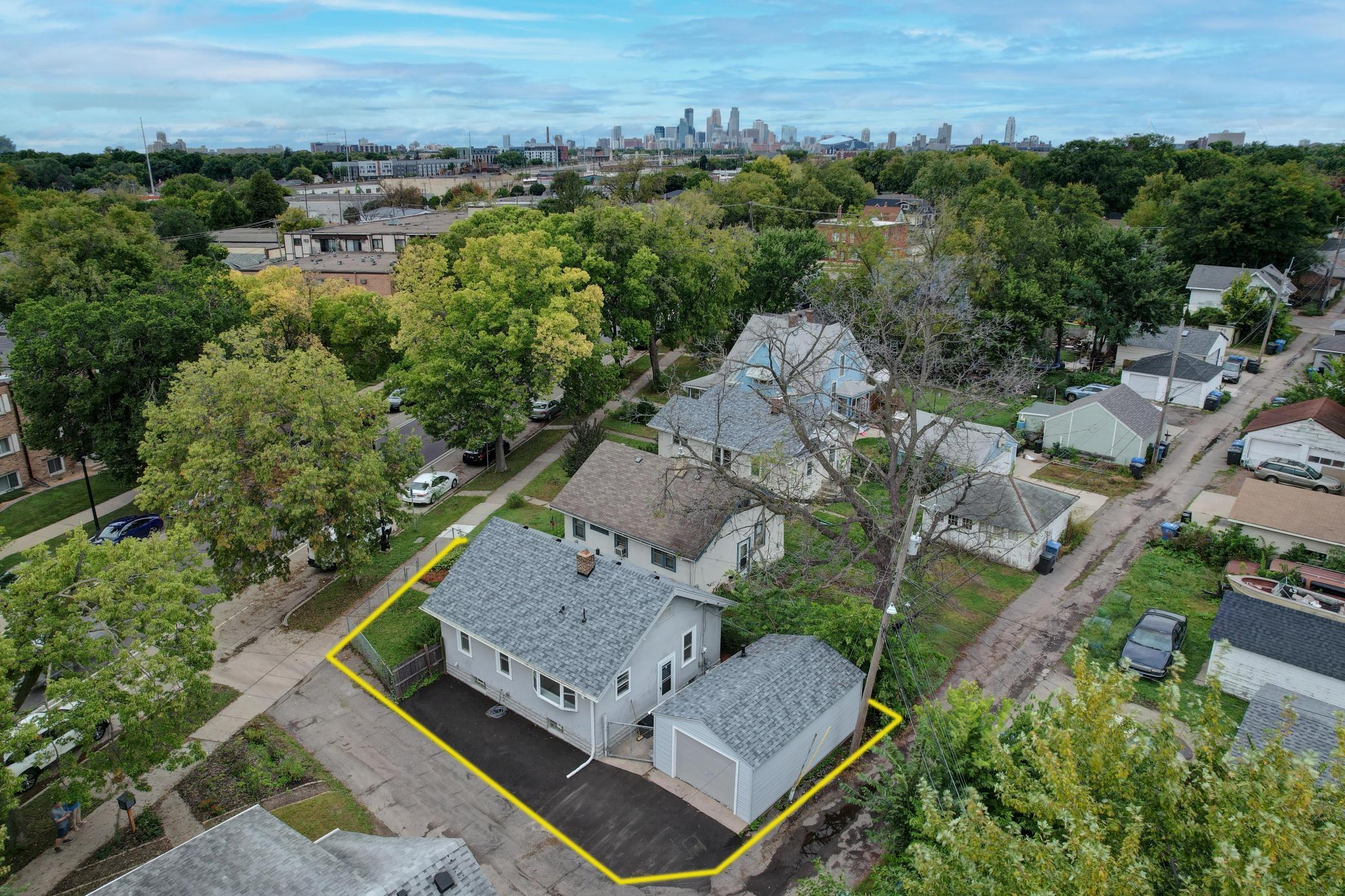 An Alleyway provides a Buffer from the other homes. The Yard is Small, giving you More Time to Enjoy your Hobbies. Fabulous Bike Lanes are Right out Front. Downtown? Parks? The Lakes? The River?