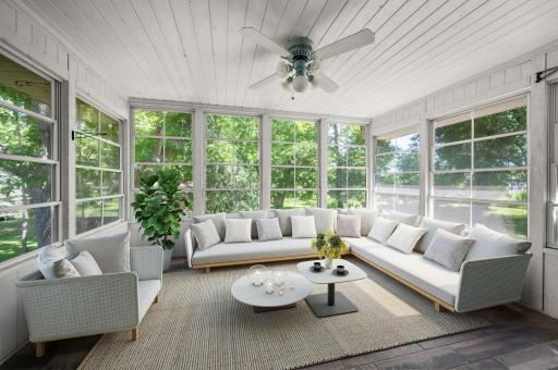 Nice 3-Season Porch with lots of windows!