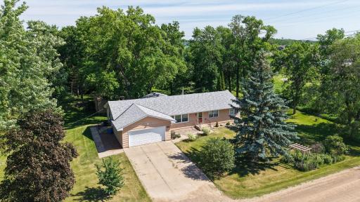 Welcome to your own private 1-acre oasis!