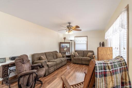 207 Lincoln Street SW, Mapleton, MN 56065