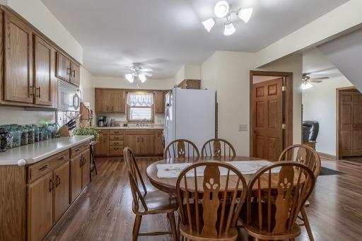 207 Lincoln Street SW, Mapleton, MN 56065