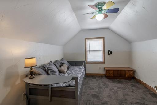 207 Lincoln Street SW, Mapleton, MN 56065