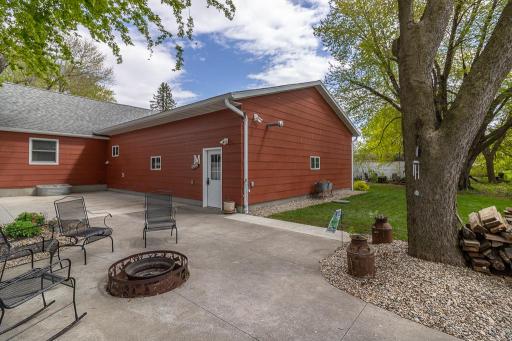 207 Lincoln Street SW, Mapleton, MN 56065