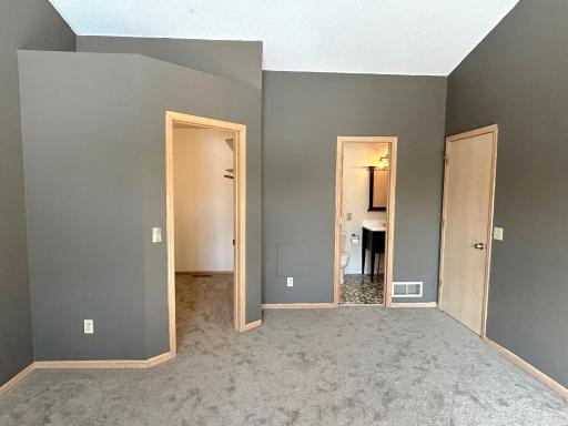18502 Apple Tree Court, Minnetonka, MN 55345