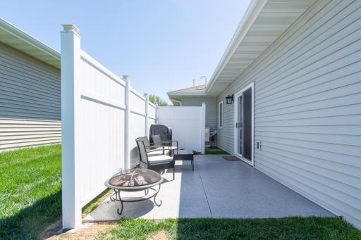 1552 Eagle Ridge Street NE, Owatonna, MN 55060