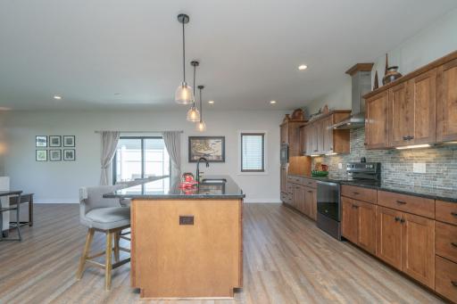 1552 Eagle Ridge Street NE, Owatonna, MN 55060