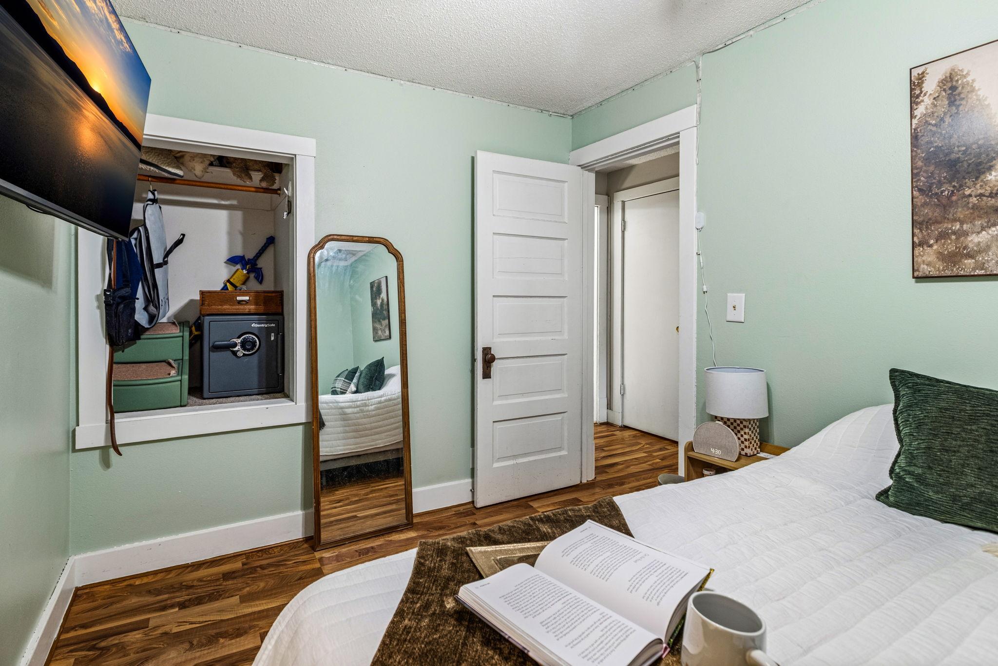 20-web-or-mls-906 Cameron (20).jpg
