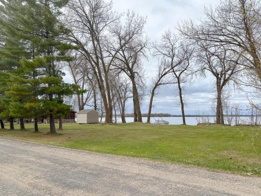 353XX Big Mcdonald Lane, Dent, MN 56528