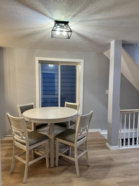 9-Dining room area.jpg