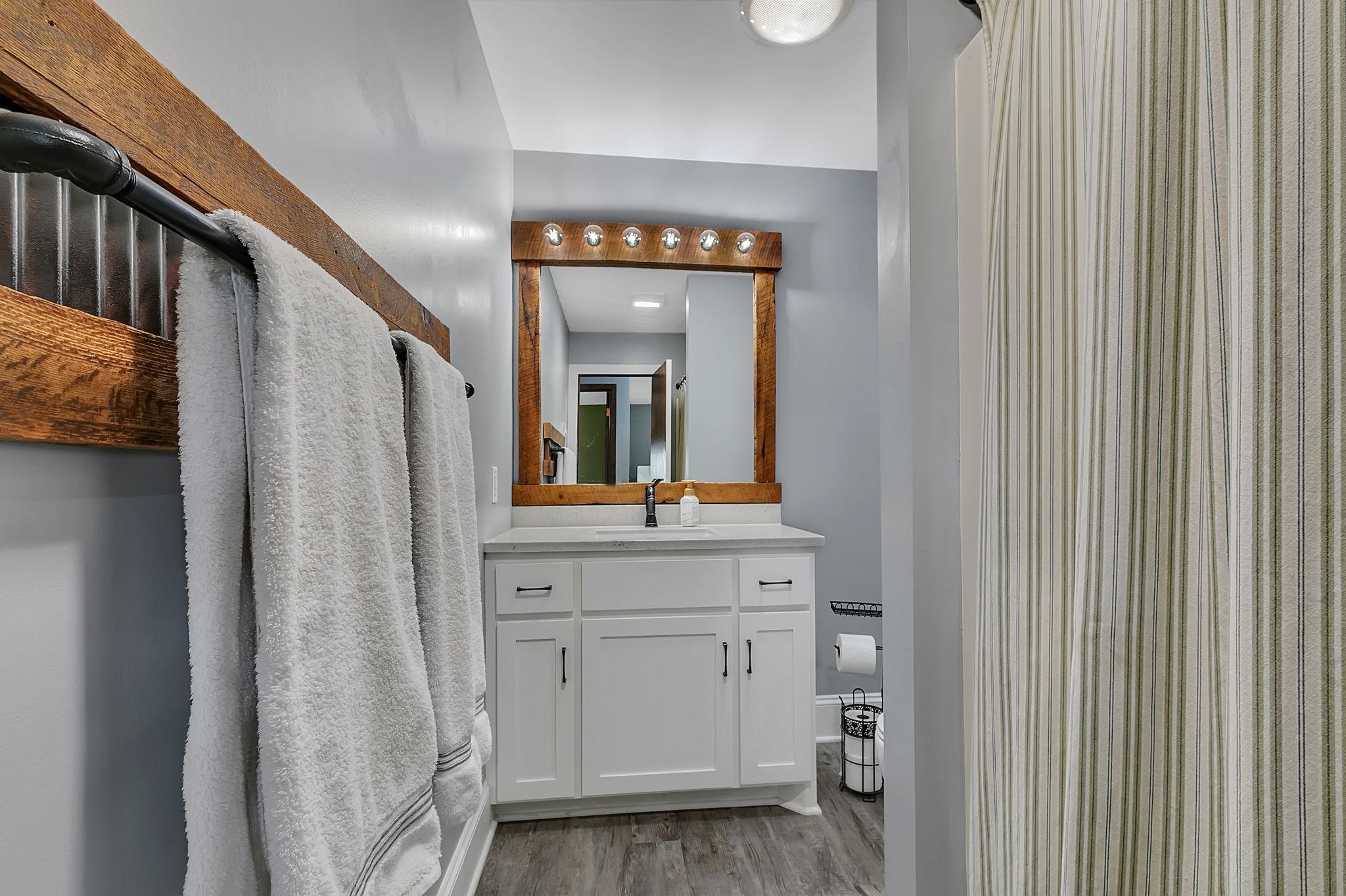 Freshly Updated Main Floor Bath, Light Bright And Beautiful!