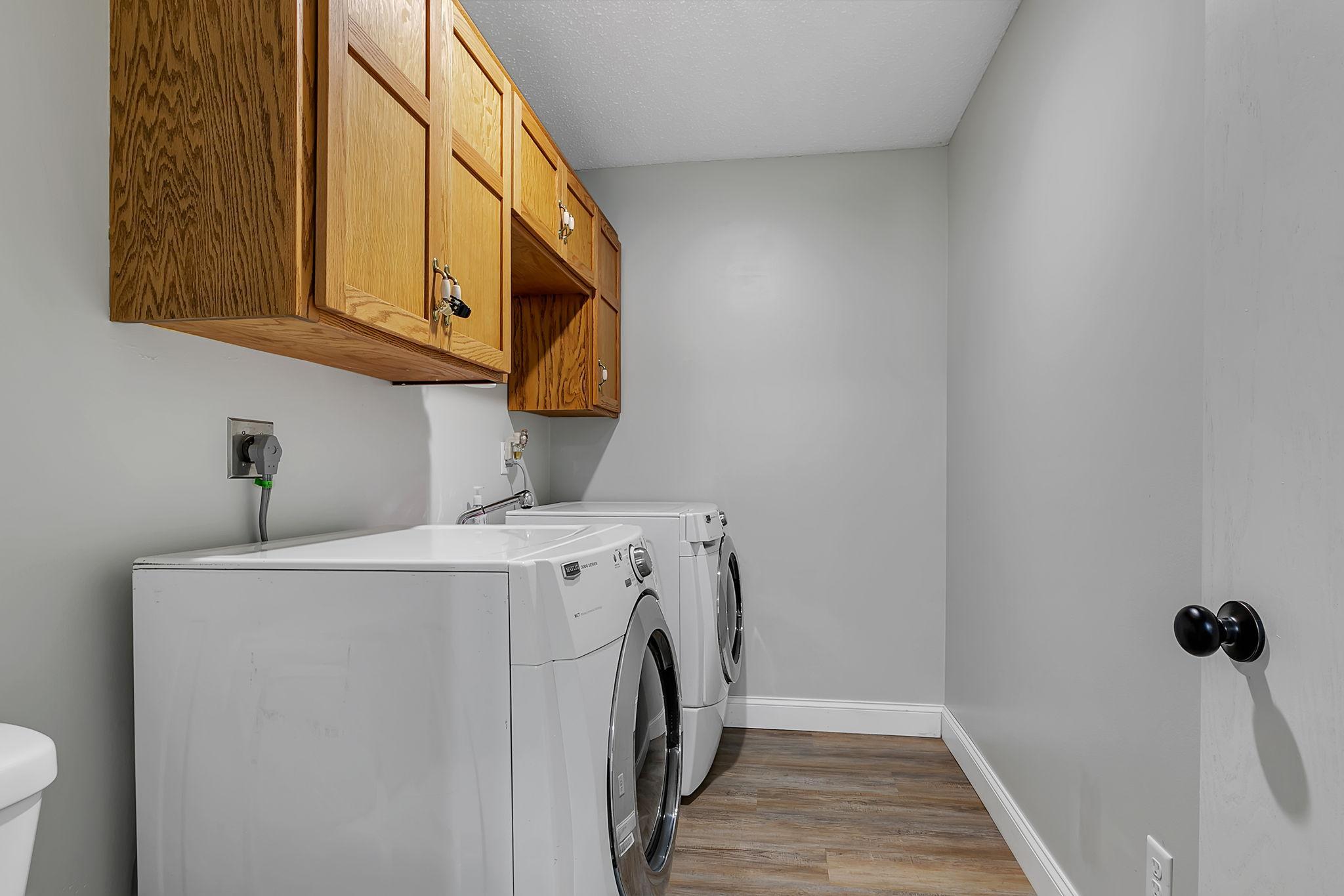 Main Floor Laundry/Bath Area!