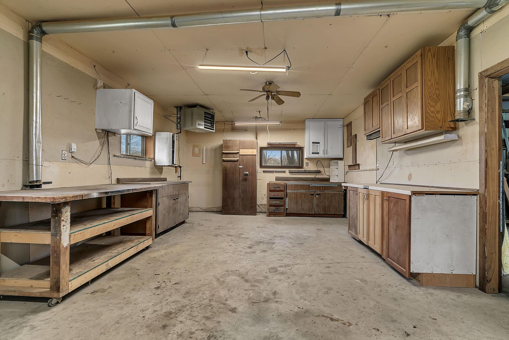Finished Shop Area In The Outbuilding!!