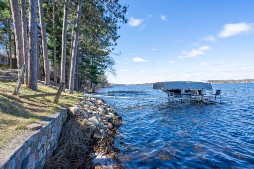 8355 Paradise Beach Road, Brainerd, MN 56401