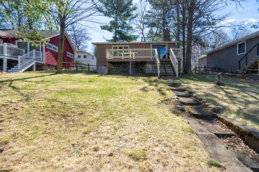 8355 Paradise Beach Road, Brainerd, MN 56401