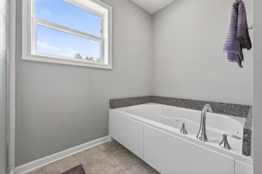 11161 3rd Street N, Lake Elmo, MN 55042