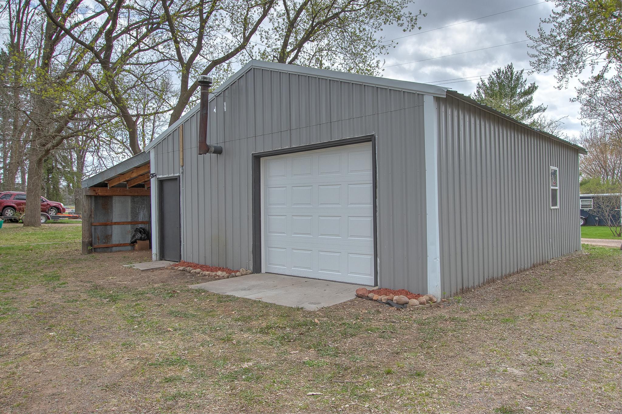 Detached Garage with Lean-To