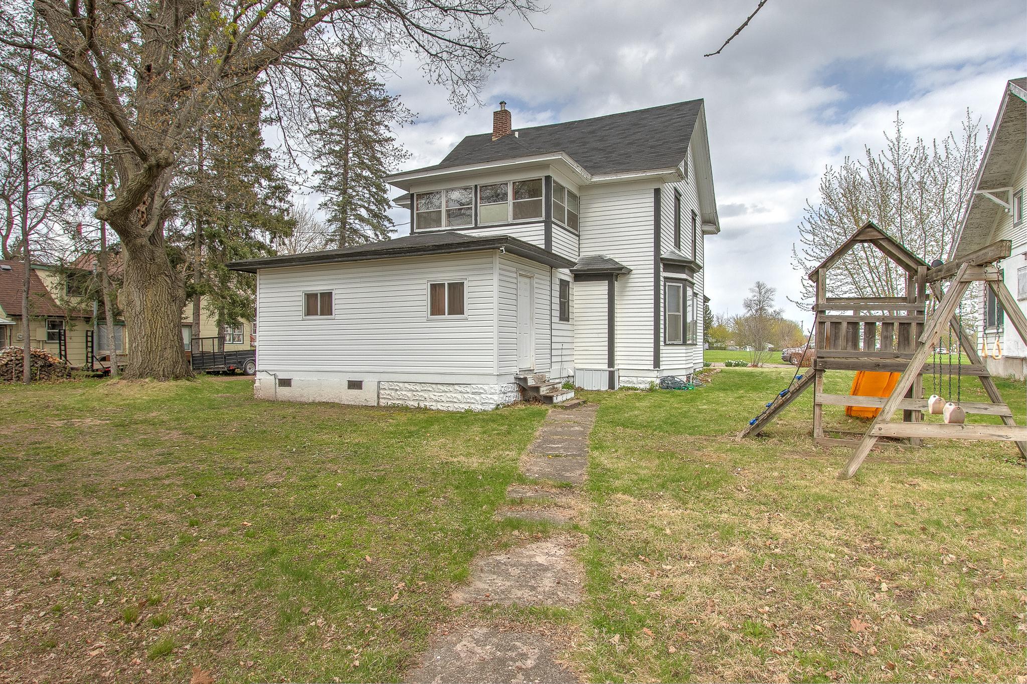 View of the back of the home