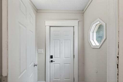 394 Dewey Street, Saint Paul, MN 55104