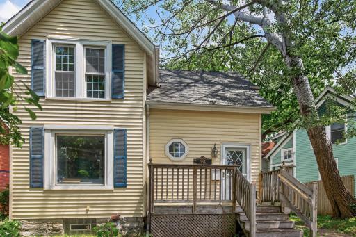 394 Dewey Street, Saint Paul, MN 55104