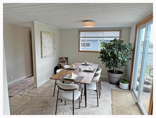 Dining area 2.jpg