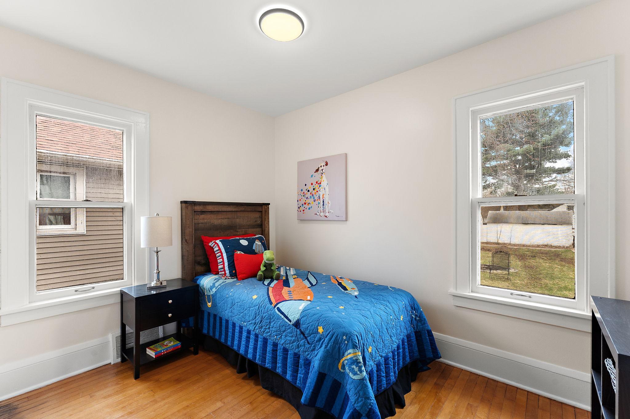 Second bedroom