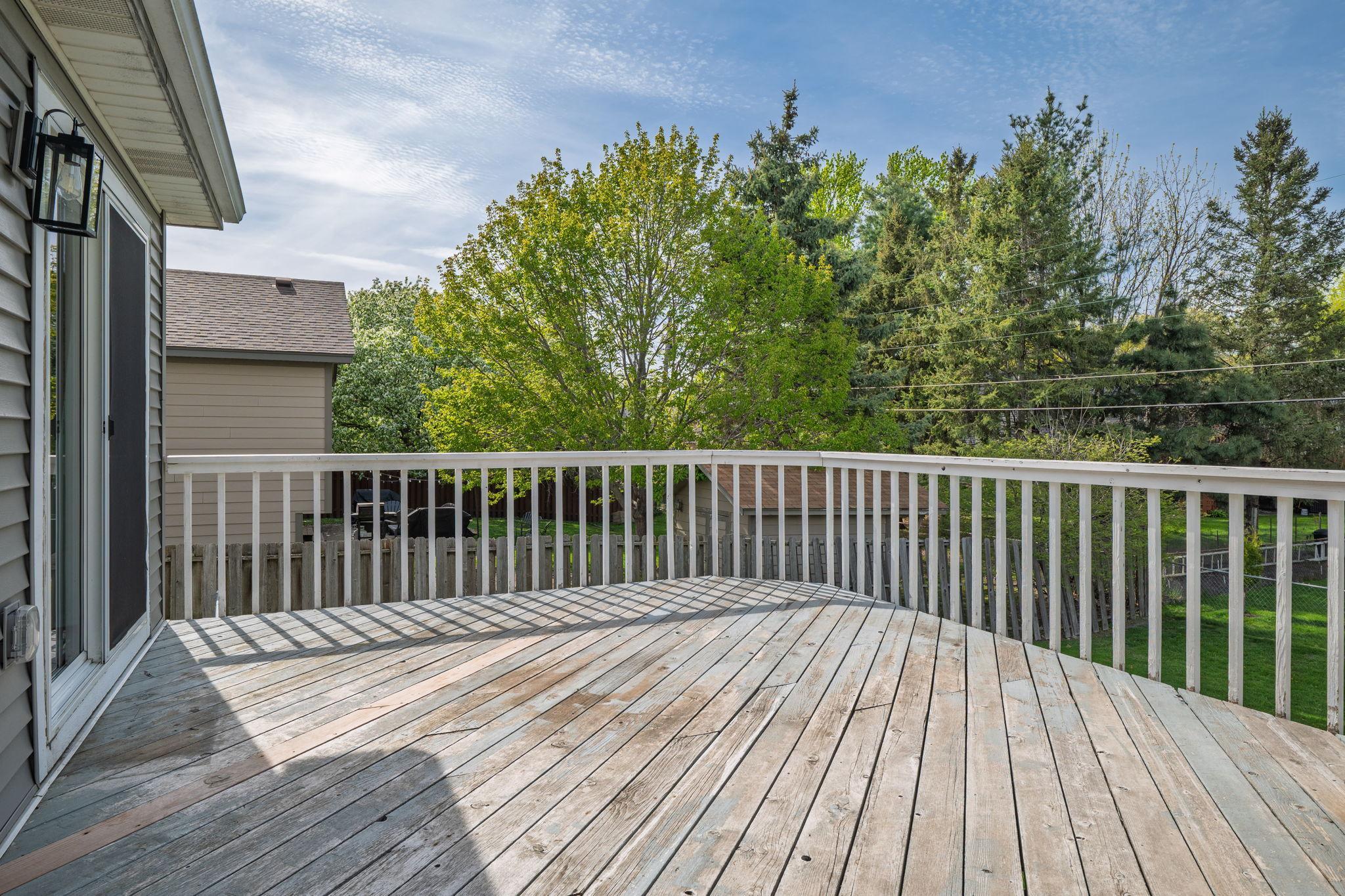 Huge Back Deck for Entertaining, Relaxing, Grilling, You Name It!