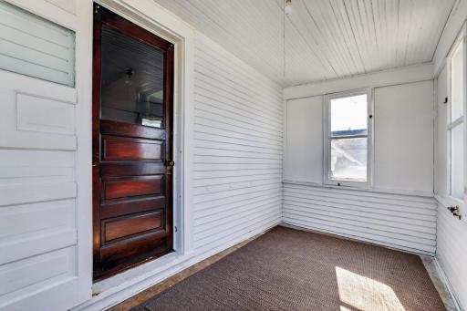 209 W Jefferson Street, Spring Valley, MN 55975