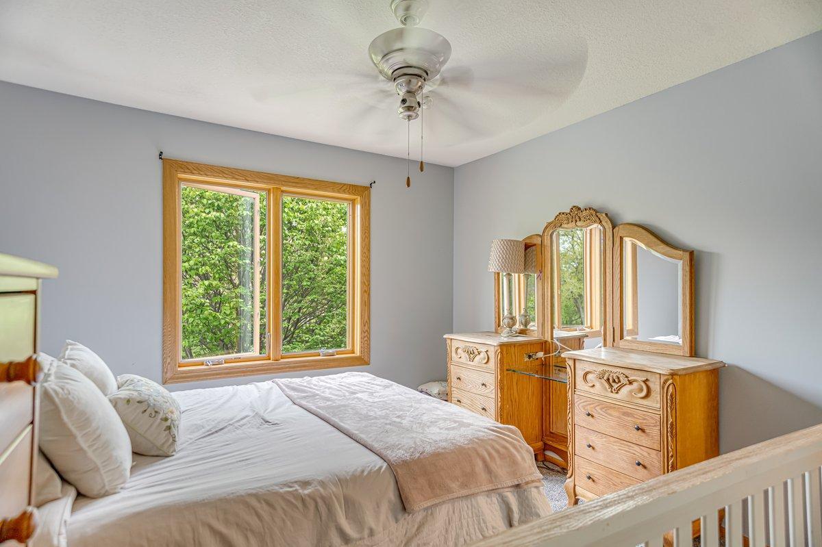 BEDROOM 15.jpg