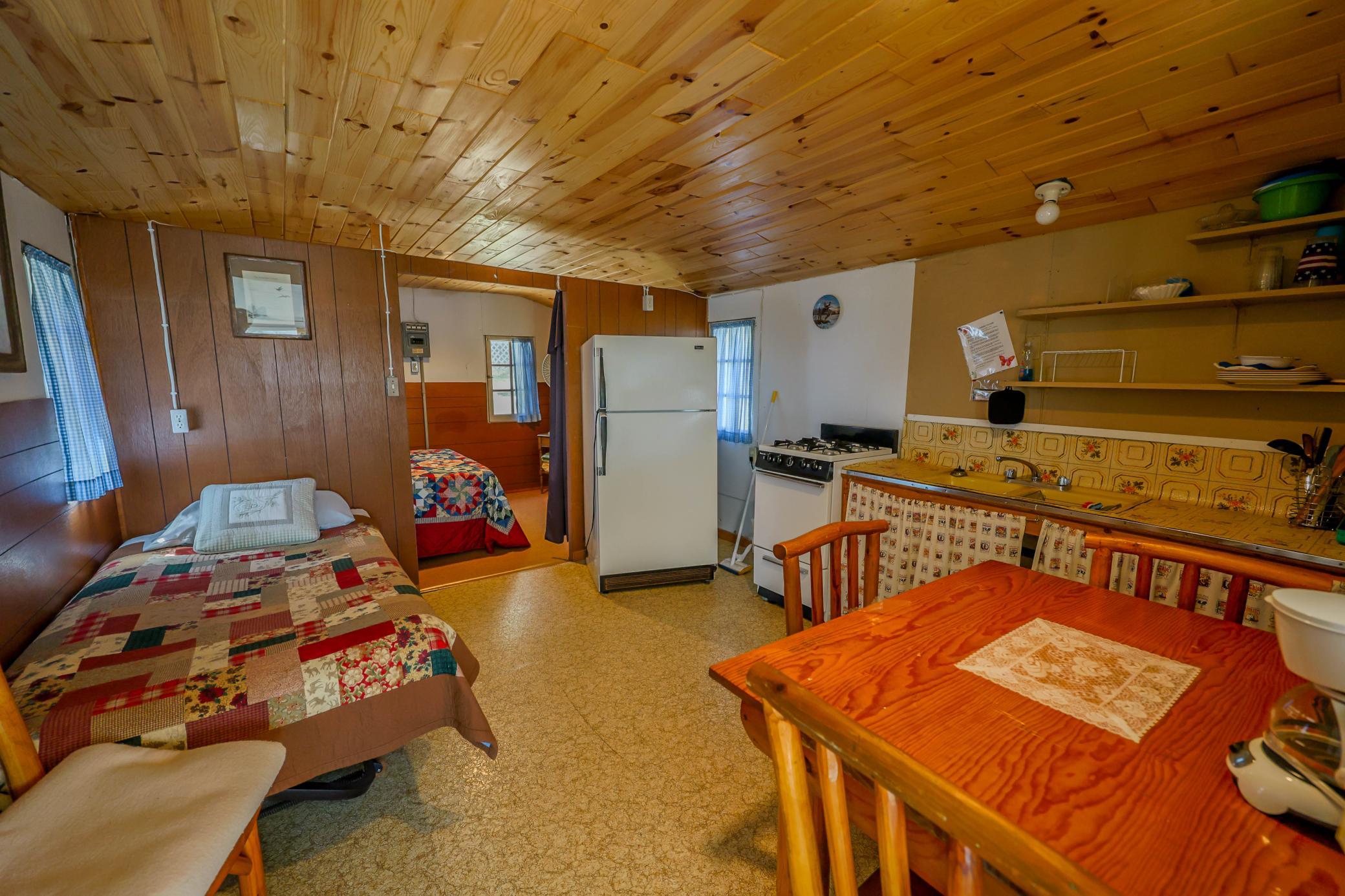 Cabin #2 All in one suite