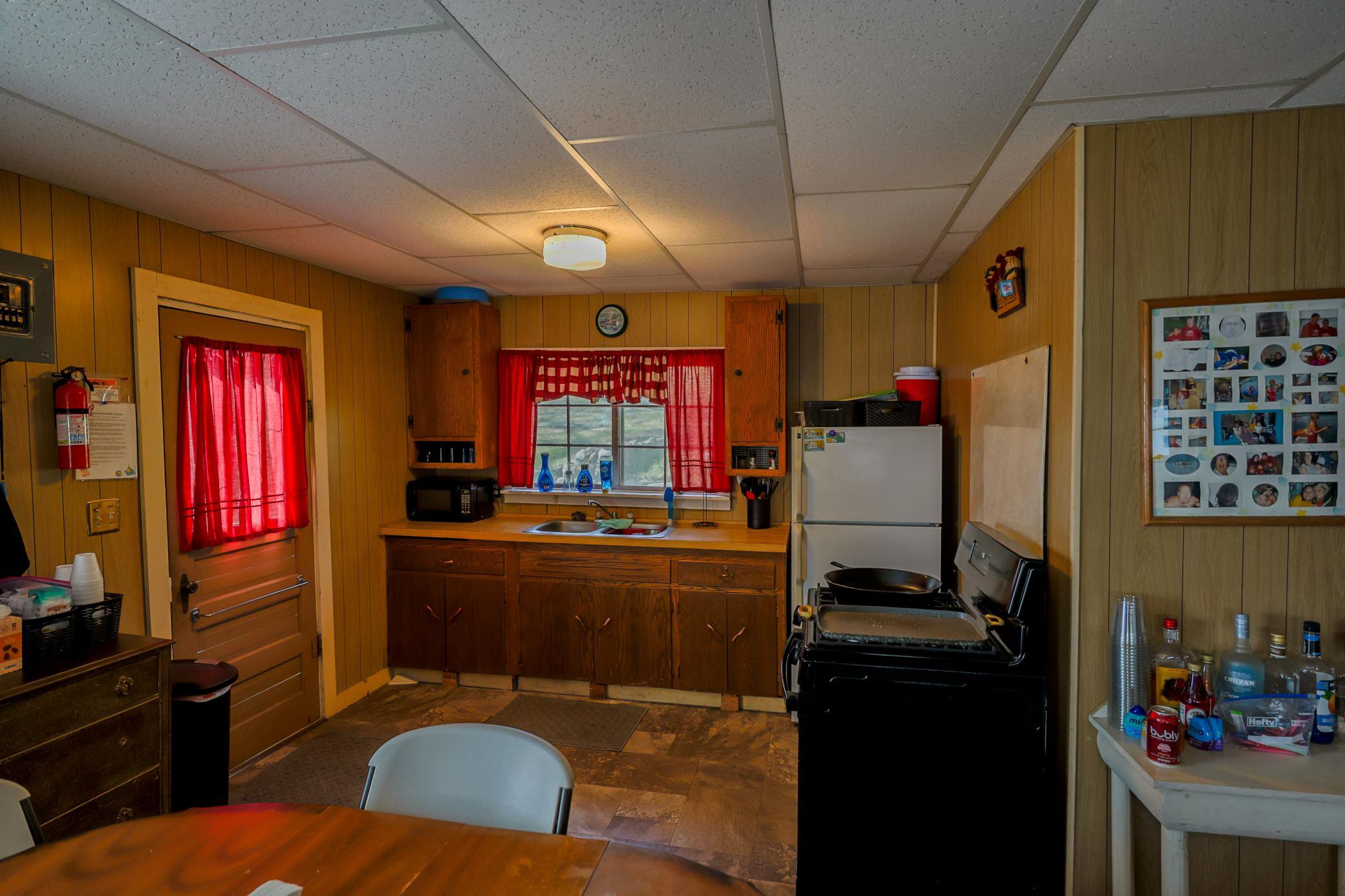 Cabin #1 Entry to Kitchen
