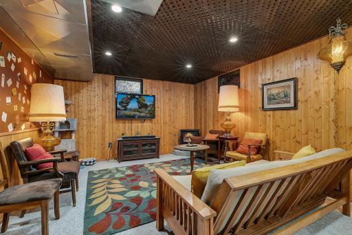 1736 Woodland Road, Saint Cloud, MN 56304