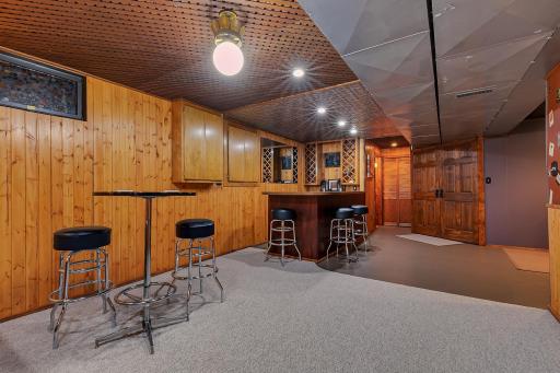 1736 Woodland Road, Saint Cloud, MN 56304