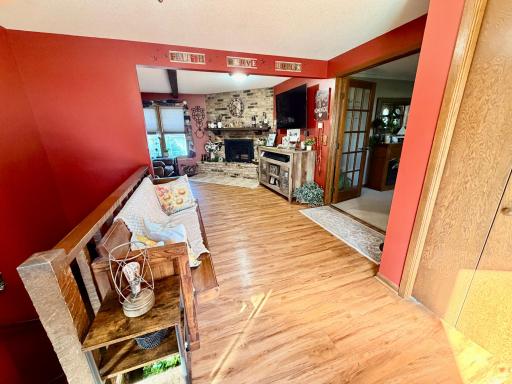 32185 290th Street, Worthington, MN 56187