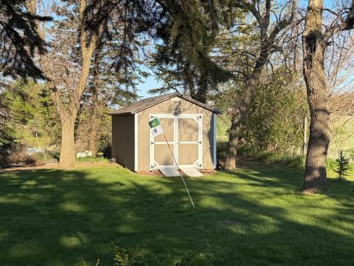 32185 290th Street, Worthington, MN 56187