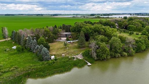 32185 290th Street, Worthington, MN 56187