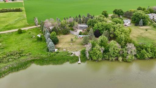 32185 290th Street, Worthington, MN 56187