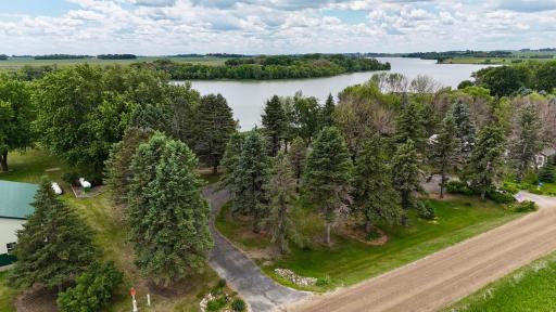 32185 290th Street, Worthington, MN 56187