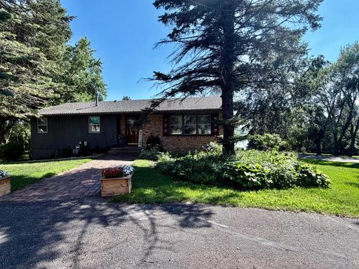 32185 290th Street, Worthington, MN 56187