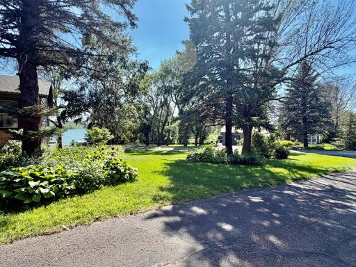 32185 290th Street, Worthington, MN 56187