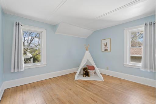 1984 Princeton Avenue, Saint Paul, MN 55105