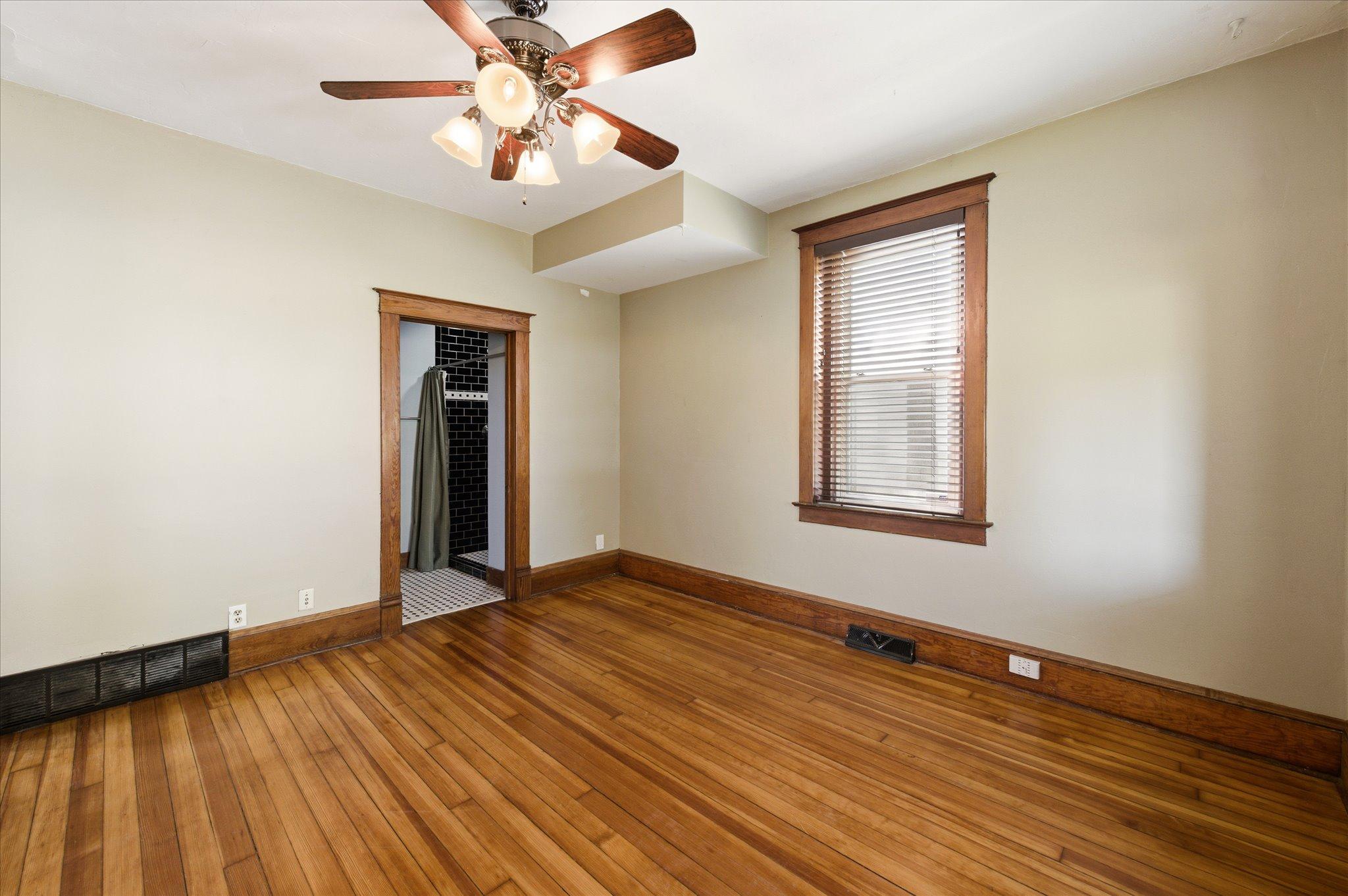 05-131 Main St [3057844]- 005.jpg